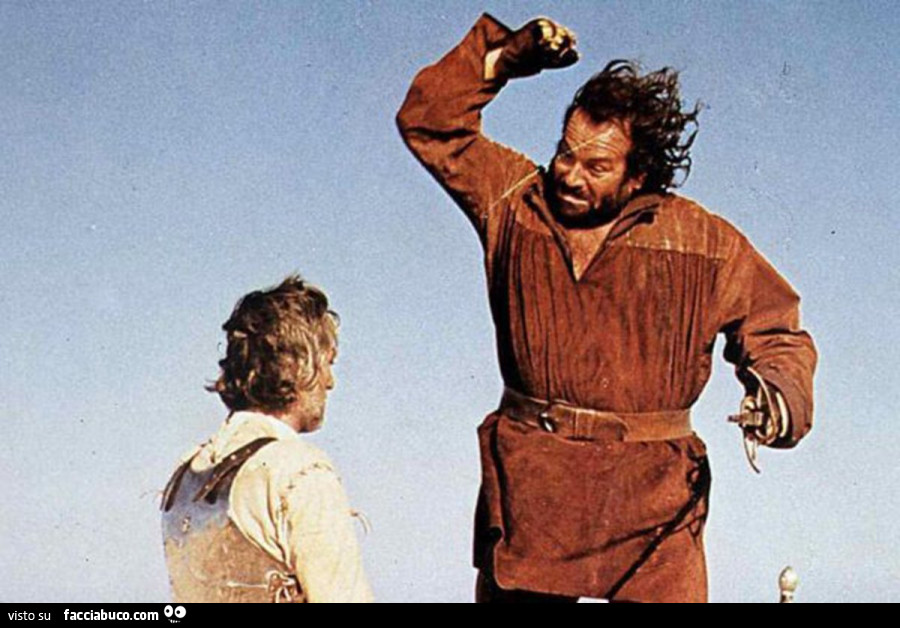 Bud Spencer sferra pugno in testa