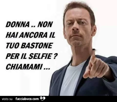 Donna, non hai ancora il tuo bastone per il selfie? Chiamami
